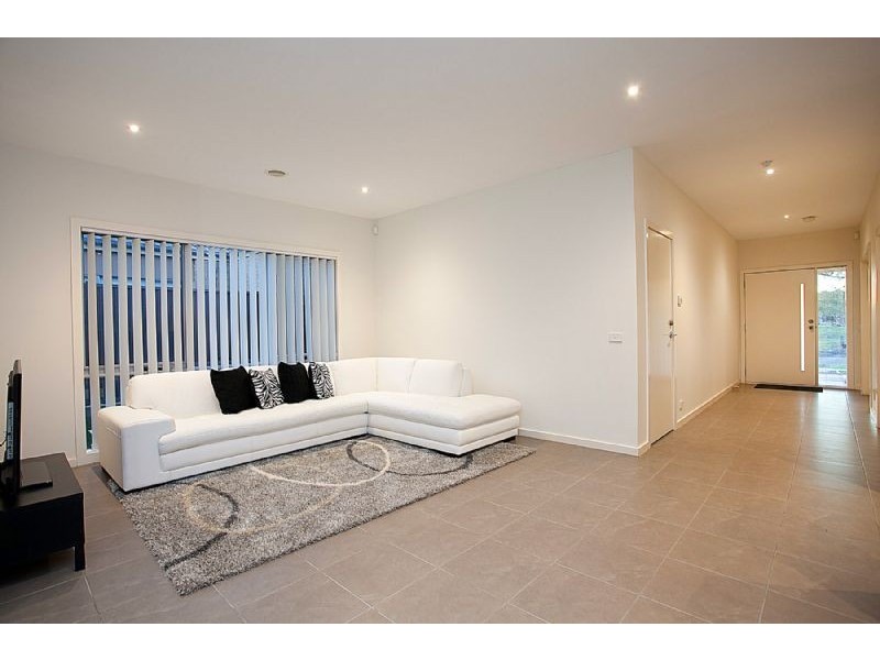 1 Denmans Mews, Deer Park VIC 3023