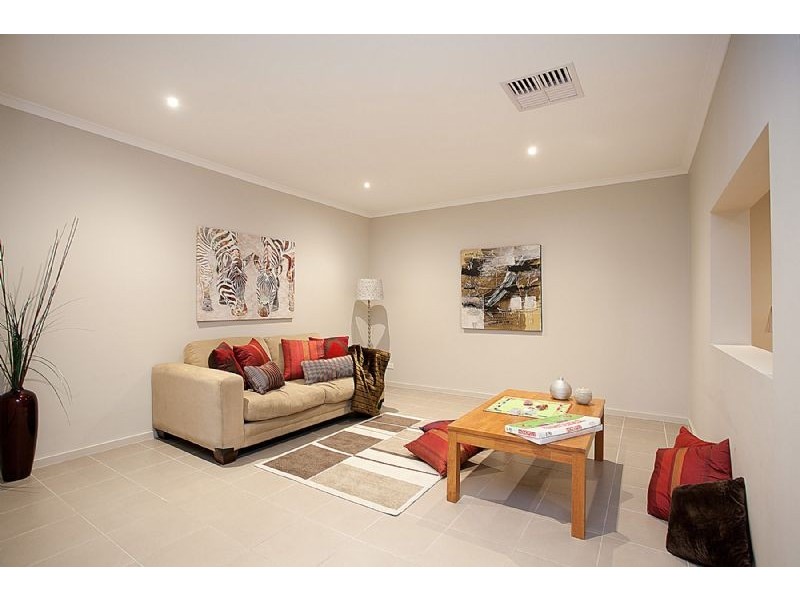 12 Exeter Avenue, Derrimut VIC 3030