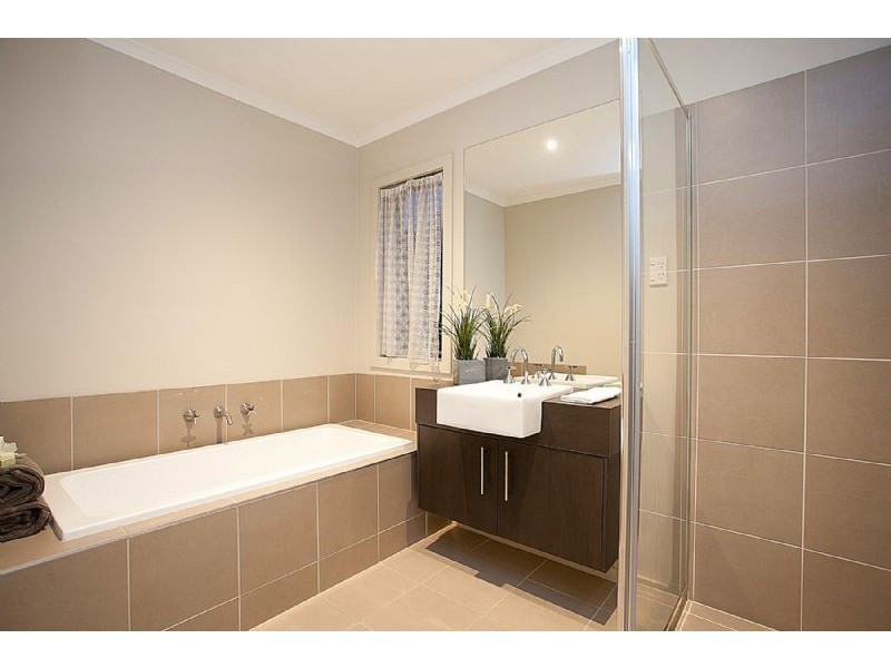 12 Exeter Avenue, Derrimut VIC 3030