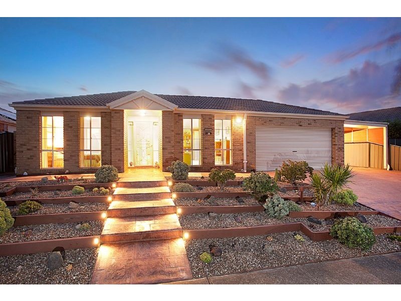 18 Hammerwood Avenue, Derrimut VIC 3030