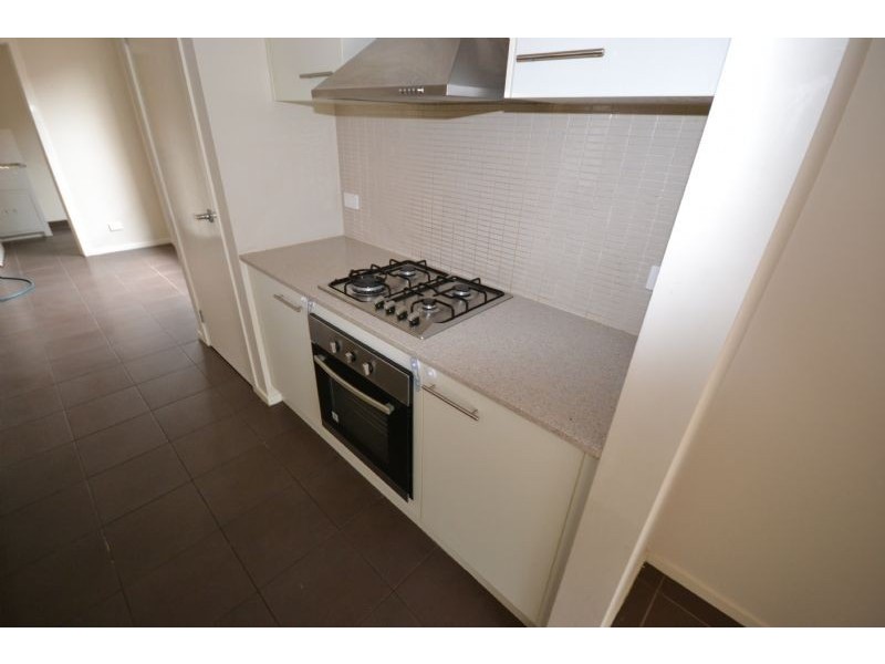 20 Duncombe Parkway, Deer Park VIC 3023