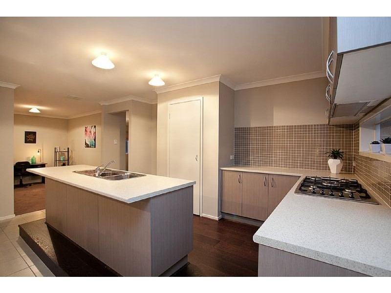 11 Inverness Avenue, Derrimut VIC 3030