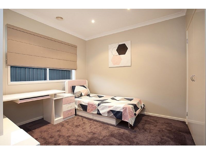 11 Inverness Avenue, Derrimut VIC 3030