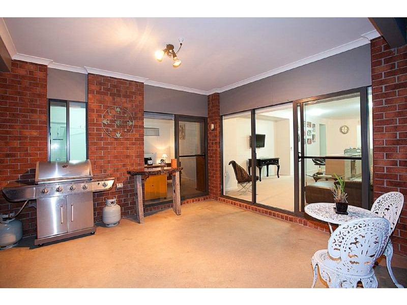 9 Longfield Way, Deer Park VIC 3023
