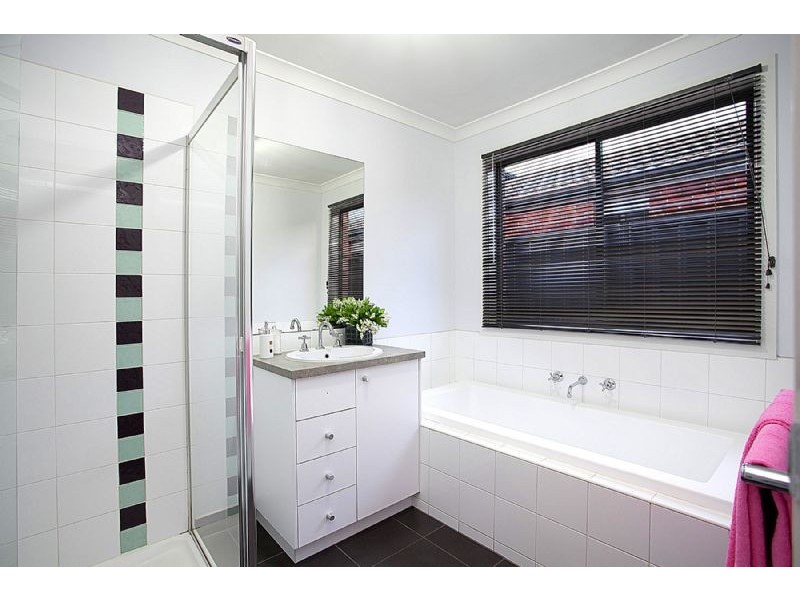 21 Jonah Parade, Deer Park VIC 3023