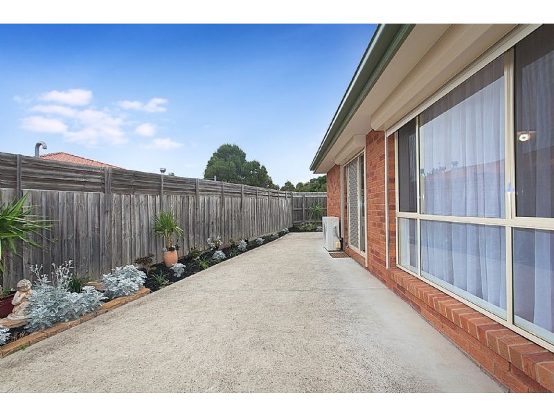 11/4 Tyson Way, Sydenham VIC 3037