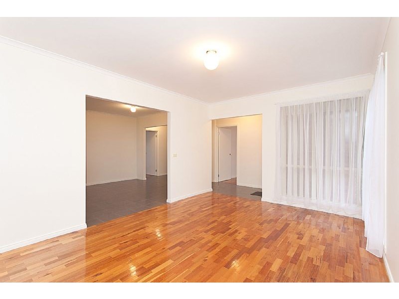 11/4 Tyson Way, Sydenham VIC 3037