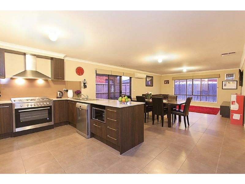 54 Hammerwood Avenue, Derrimut VIC 3030