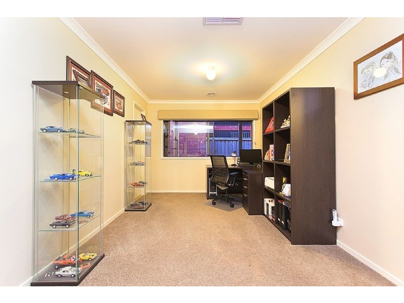 54 Hammerwood Avenue, Derrimut VIC 3030