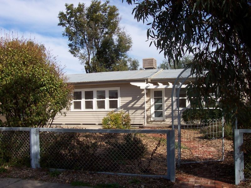 135 Pasadena Grove, Mildura VIC 3500