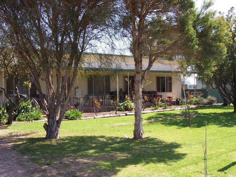 16 Cowra Avenue, Mildura VIC 3500