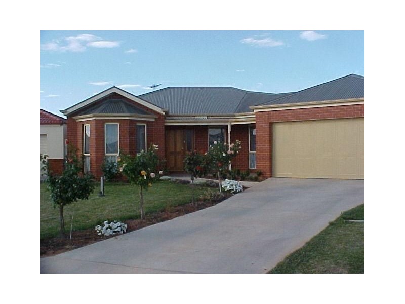 4 Homebush Court, Mildura VIC 3500
