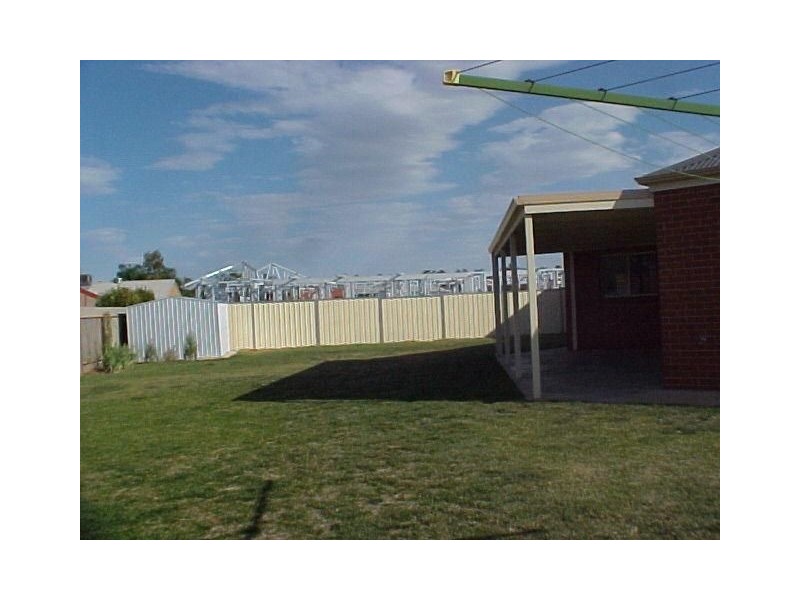 4 Homebush Court, Mildura VIC 3500