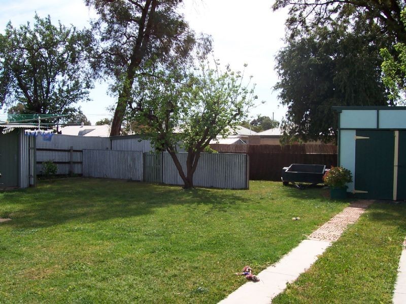 32 Avocado Street, Mildura VIC 3500