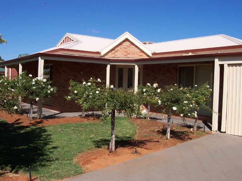 4 Pevensey Grove, Mildura VIC 3500