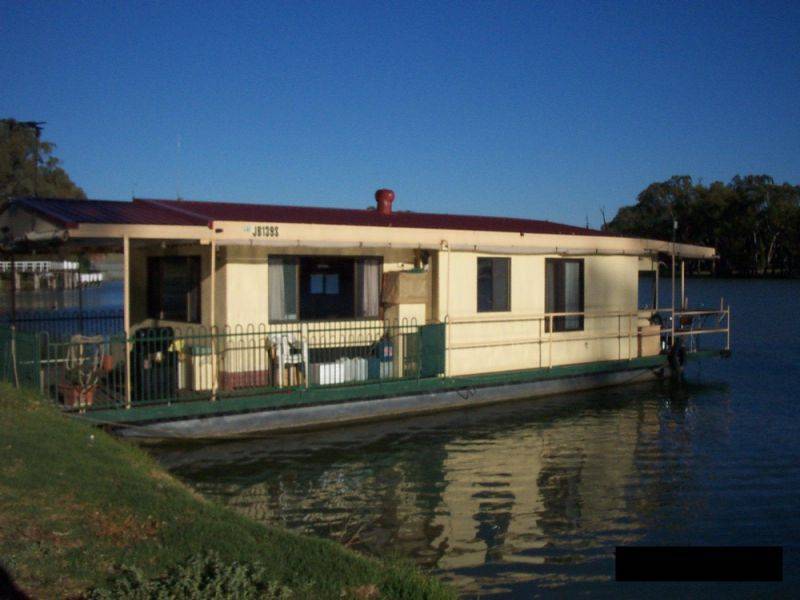 0 Houseboat, Mildura VIC 3500