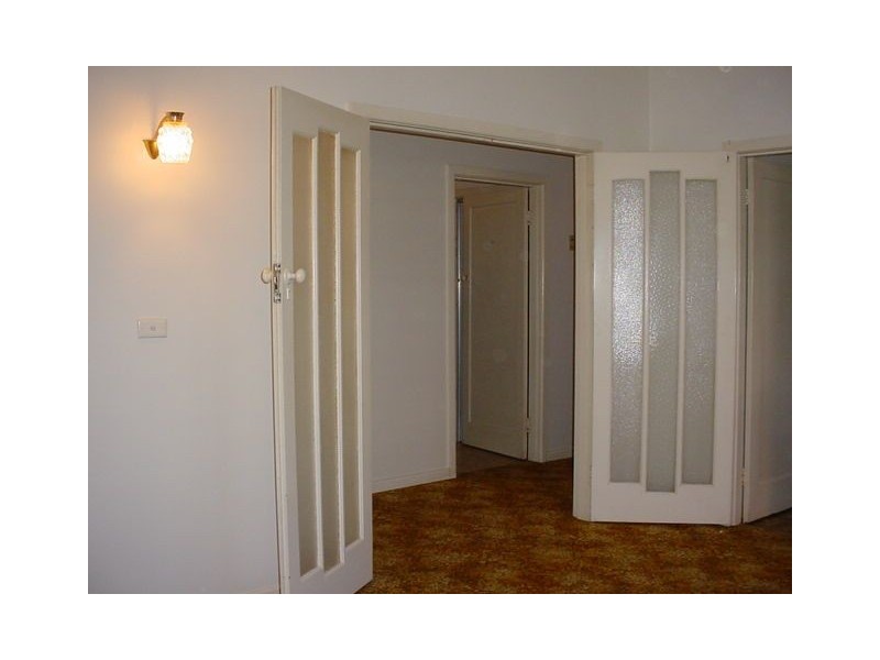 14 Logan Avenue, Mildura VIC 3500