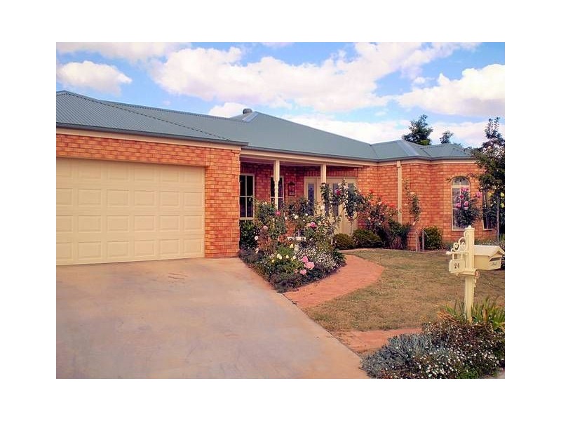 24 James Cook Drive, Mildura VIC 3500