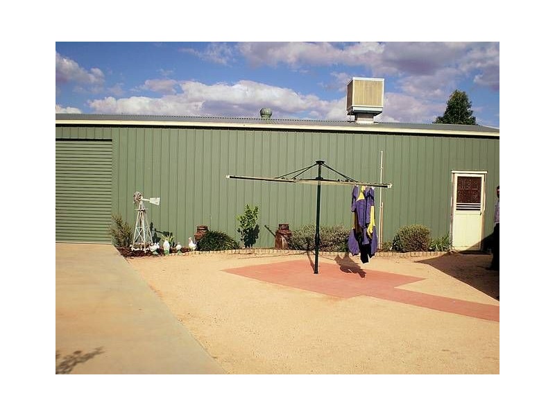 24 James Cook Drive, Mildura VIC 3500