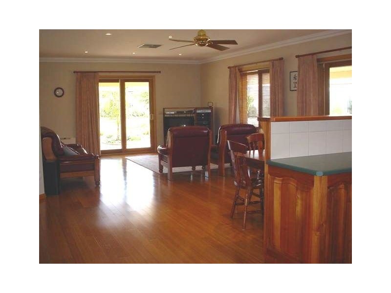 5 Christina Court, Mildura VIC 3500