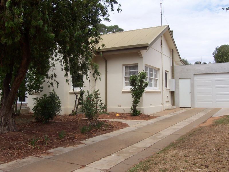 208 Walnut Ave, Mildura VIC 3500