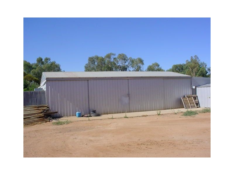 16 Thompson Street, Merbein VIC 3505