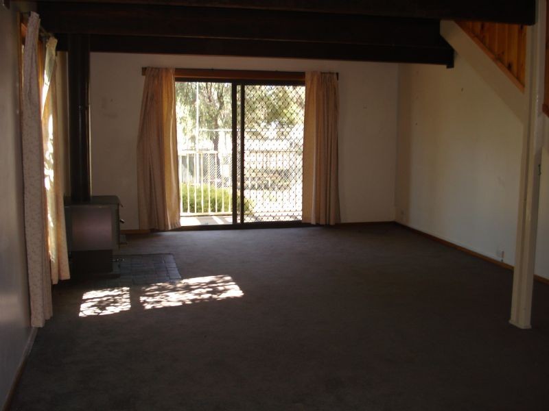 142 Sturt Highway, Buronga NSW 2739