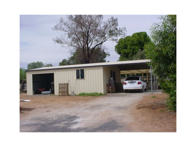 25 Thorne , Ouyen VIC 3490