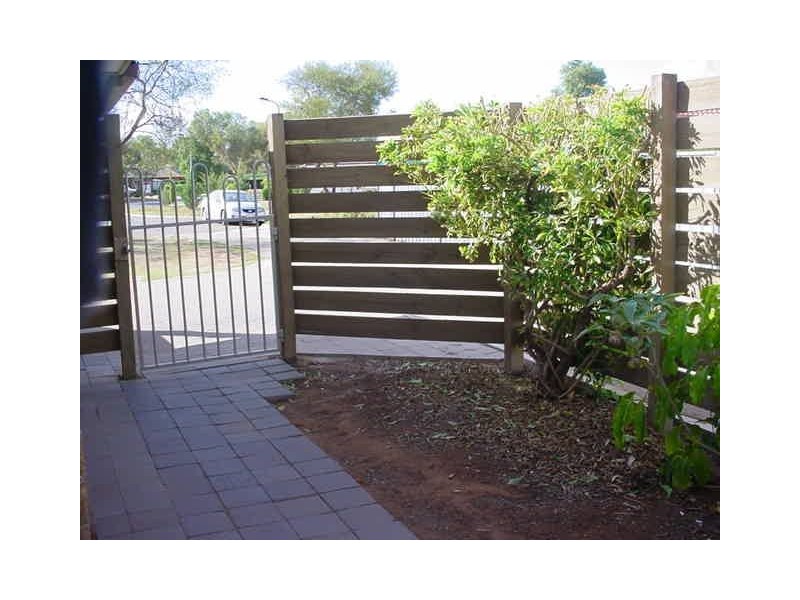 1/4 Jobson, Mildura VIC 3500