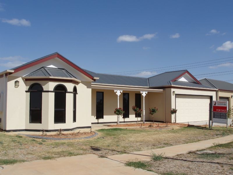 4 Chardonnay Drive, Mildura VIC 3500