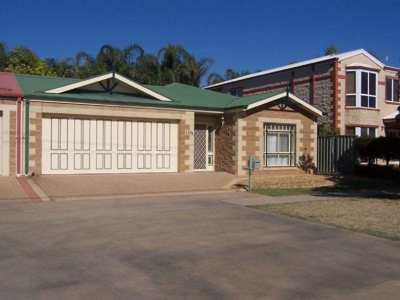 104 Riverside Avenue, Mildura VIC 3500