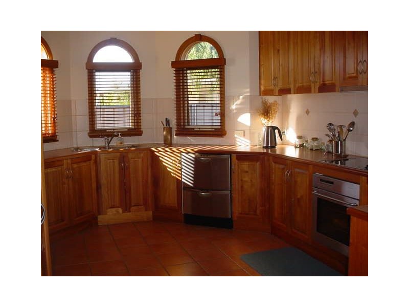 14 James Cook Drive, Mildura VIC 3500