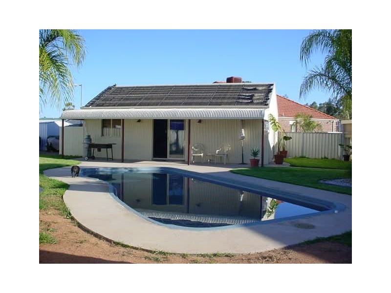 14 James Cook Drive, Mildura VIC 3500