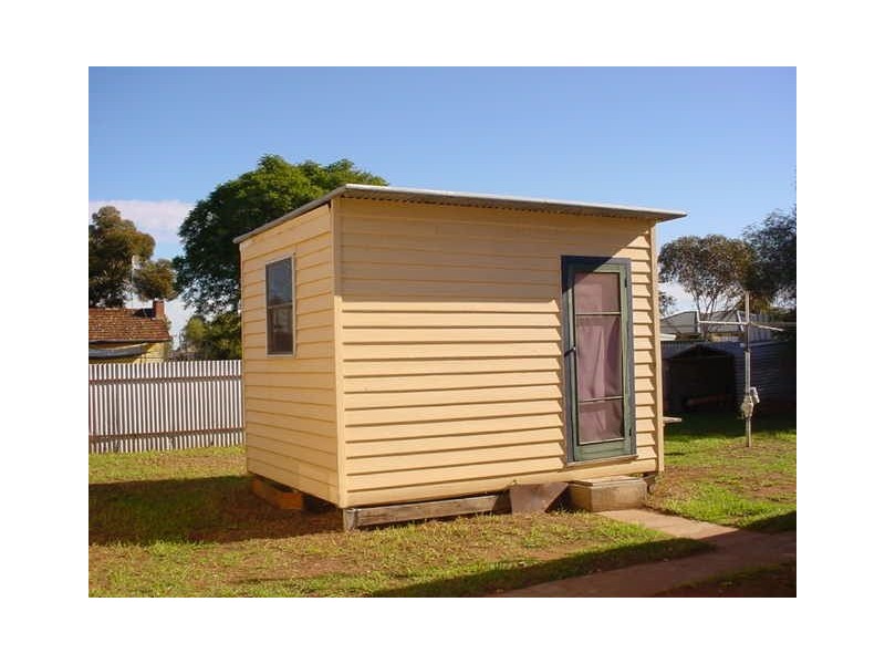 6 Loddon Avenue, Red Cliffs VIC 3496