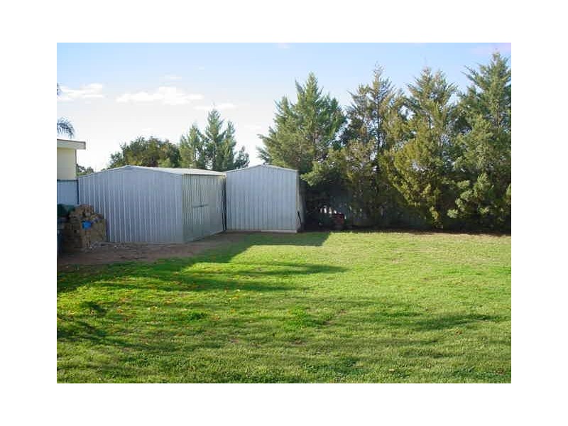 28 Crane Drive, Buronga NSW 2739