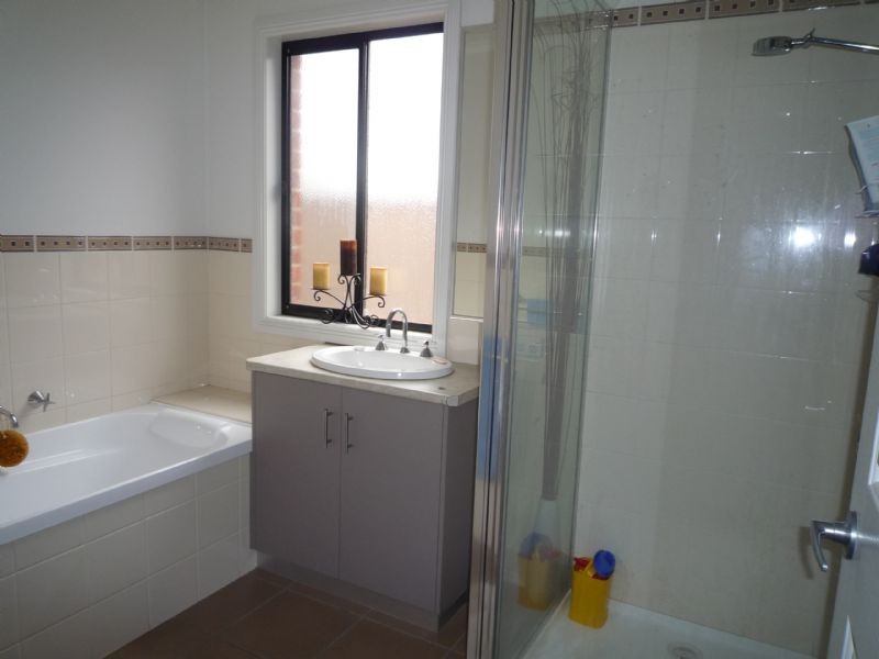 11 Taylor Drive, Mildura VIC 3500