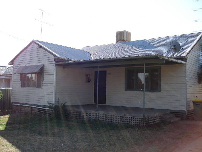 20 Fuller Street, Ouyen VIC 3490