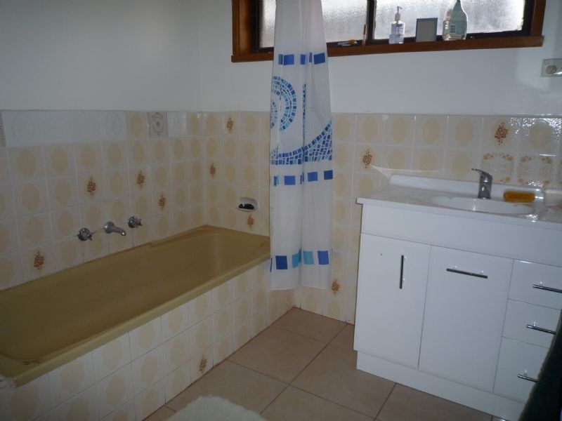 11 Dennis Avenue, Mildura VIC 3500