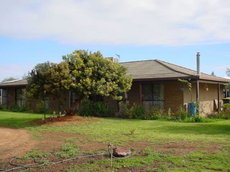 1077 Cowra Avenue, Mildura VIC 3500