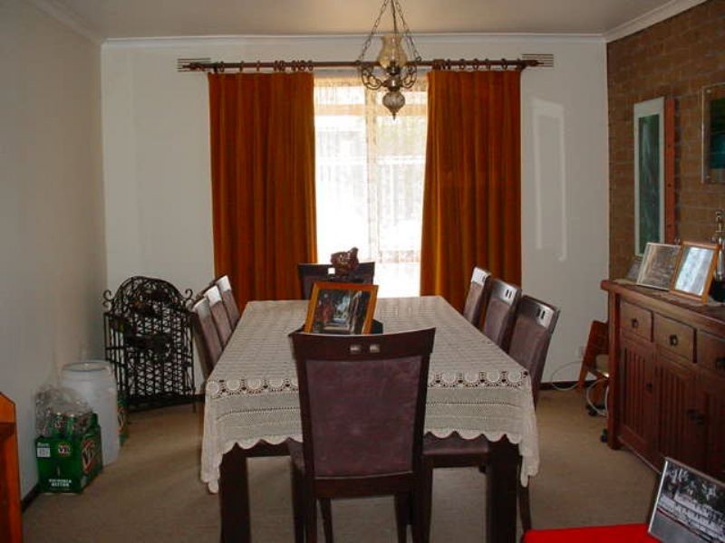 1077 Cowra Avenue, Mildura VIC 3500