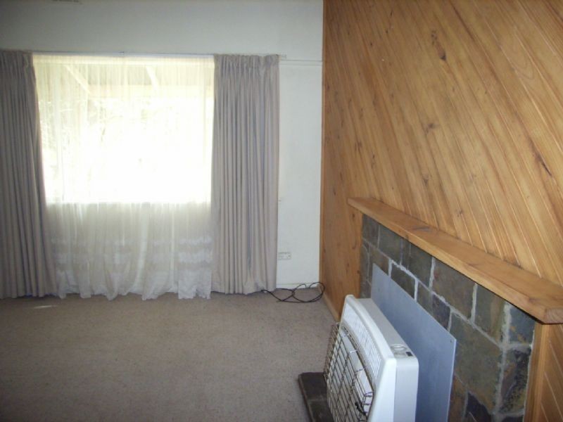 19 Henderson Street, Ouyen VIC 3490