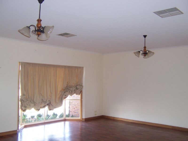 13 Anniversary Drive, Robinvale VIC 3549