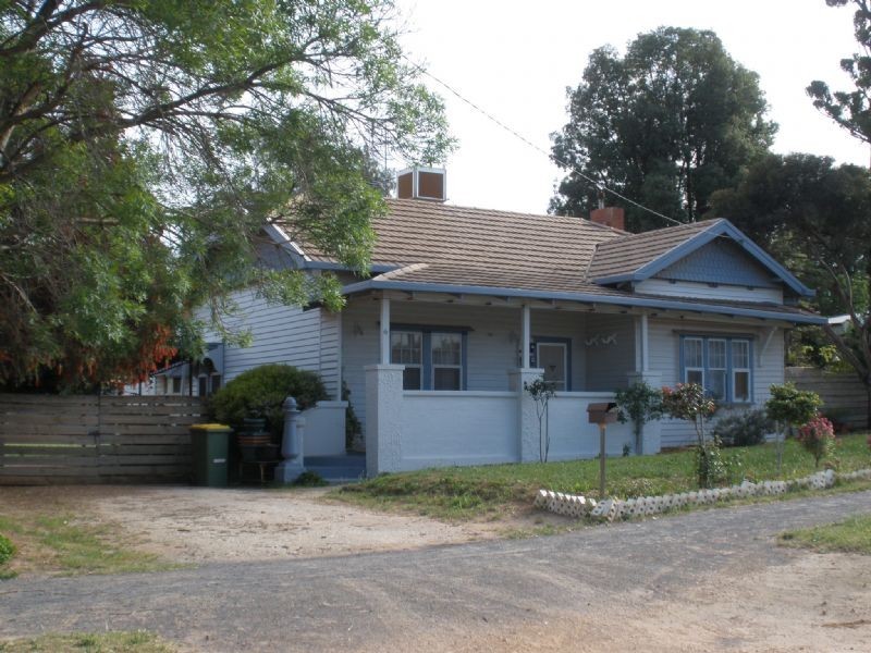 6 Mitchell Street, Ouyen VIC 3490