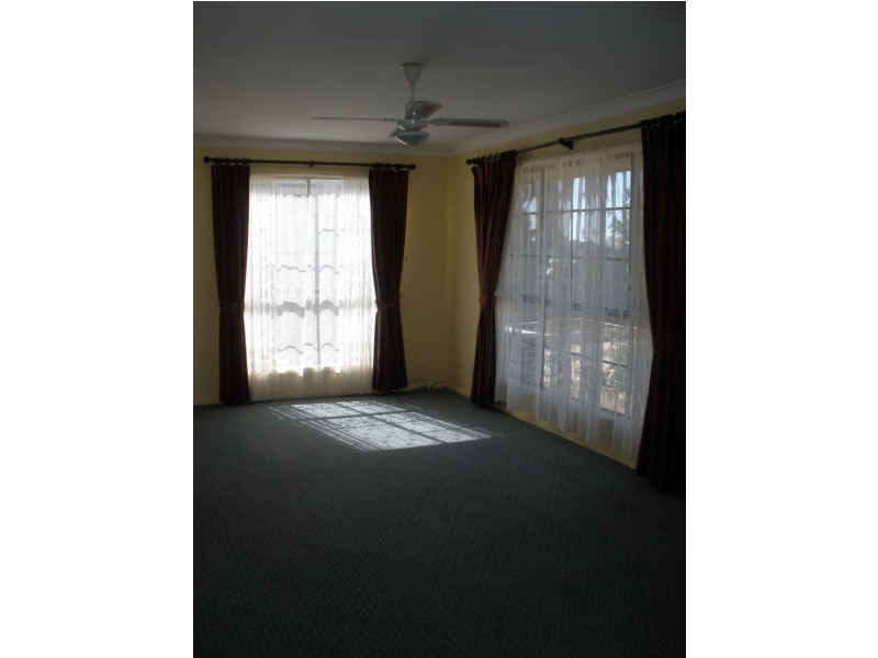 11 Hunt Street, Ouyen VIC 3490