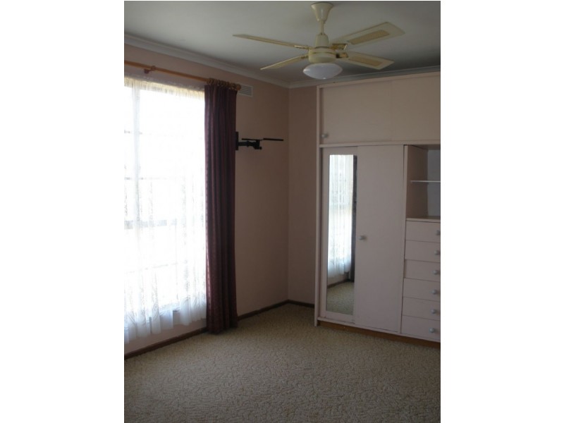 11 Hunt Street, Ouyen VIC 3490