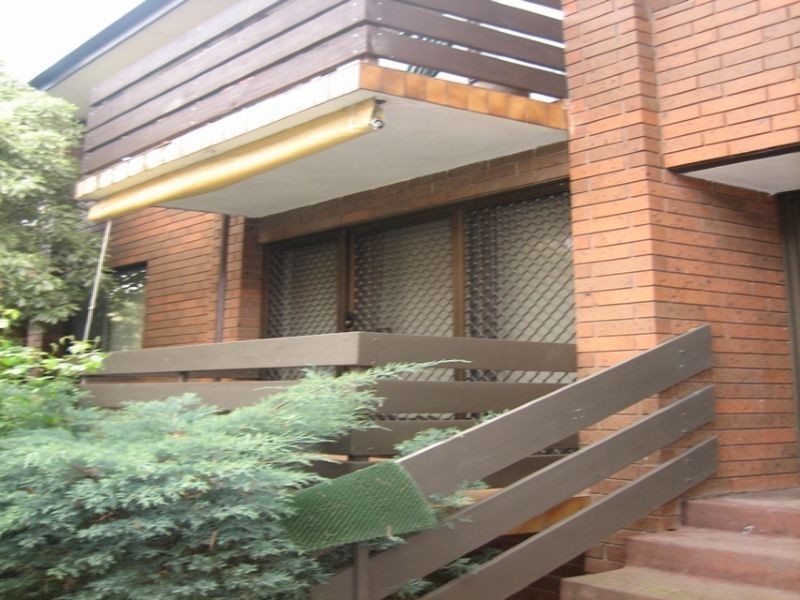 2/15 Firth Street, Doncaster VIC 3108