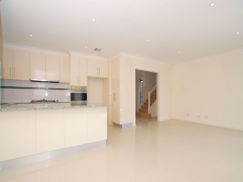 2/1079 Doncaster Road, Doncaster East VIC 3109