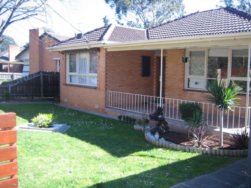 17 Middlefield Drive , Blackburn North VIC 3130