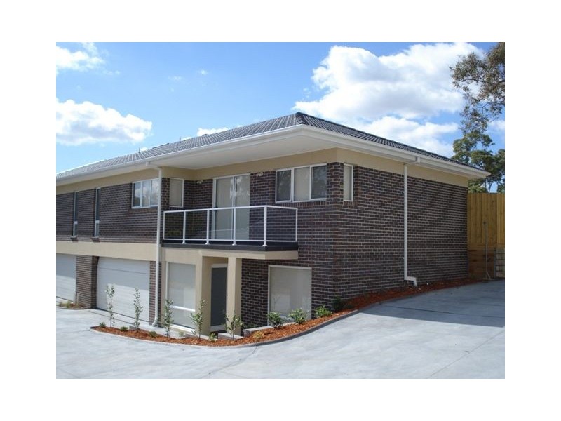 1 & 2/1 Nartanda Court, Doncaster East VIC 3109