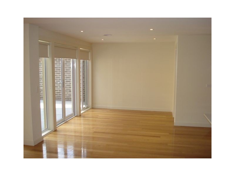 3 – 6/1 Nartanda Court, Doncaster East VIC 3109